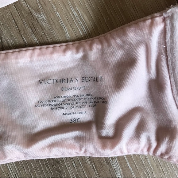 Victorias Secret 38C baby pink Demi Uplift bra - Picture 3 of 3